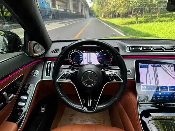 Mercedes-Benz S-Class 2021