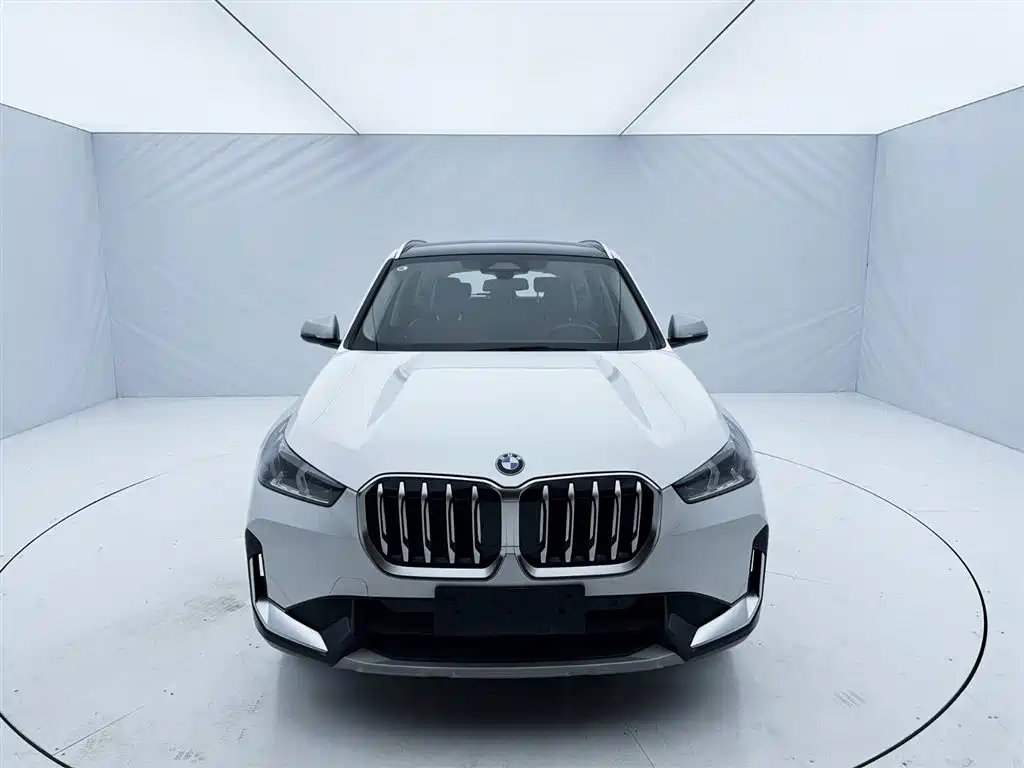 BMW X1 2024 — фото 2