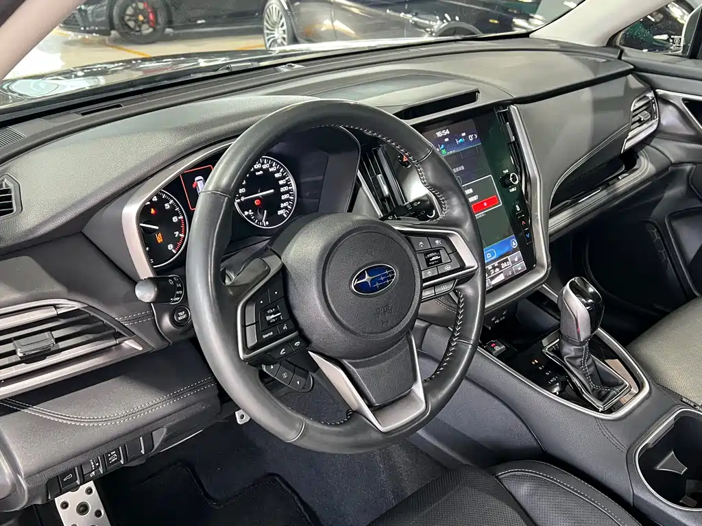 Subaru Outback 2021 — фото 13