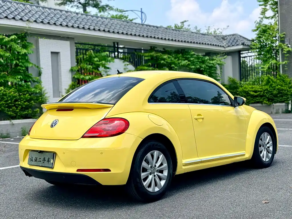 Volkswagen Beetle 2013