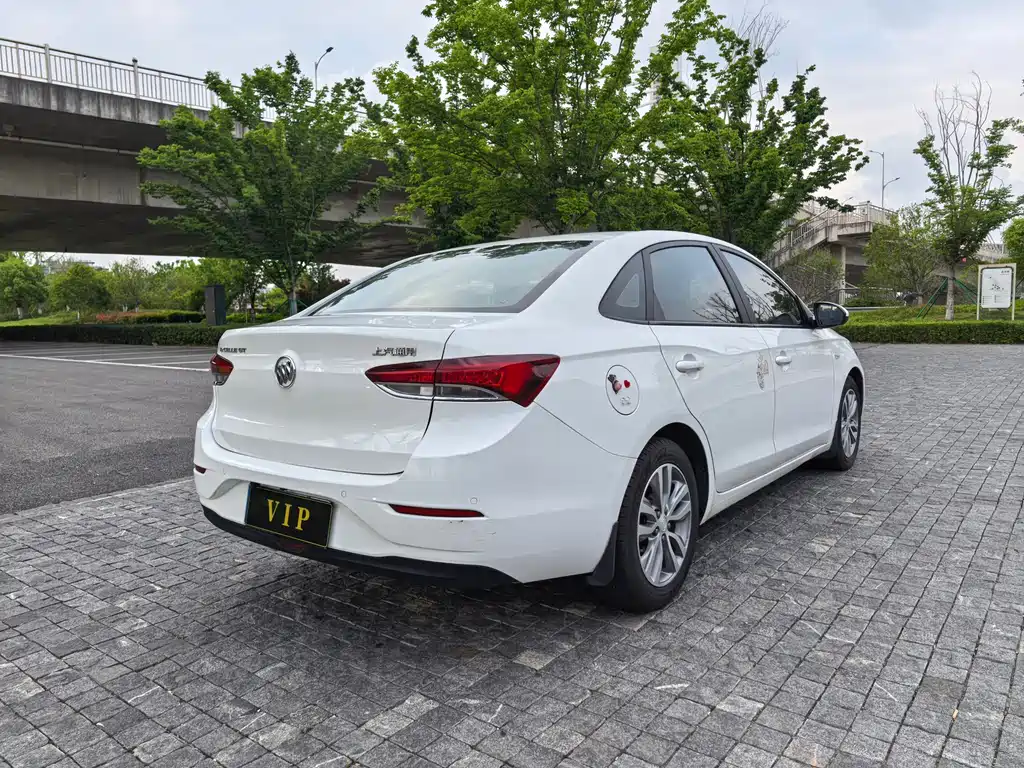 Buick Excelle 2021 — фото 17