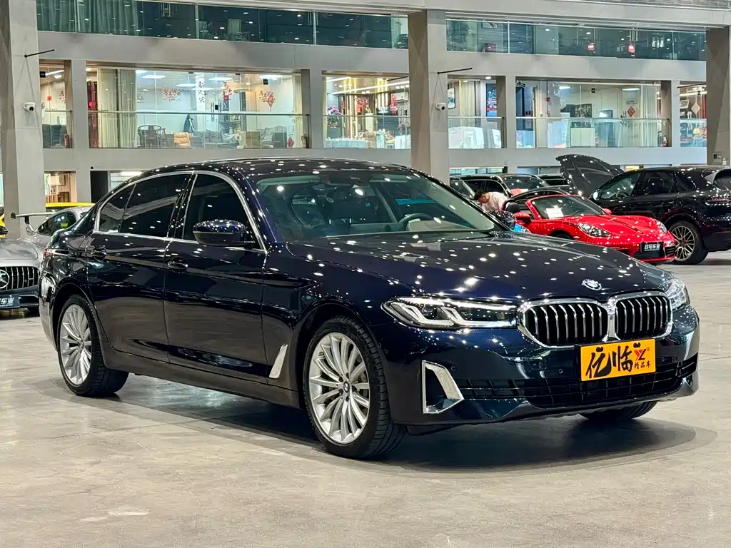 BMW 5 Series 2021