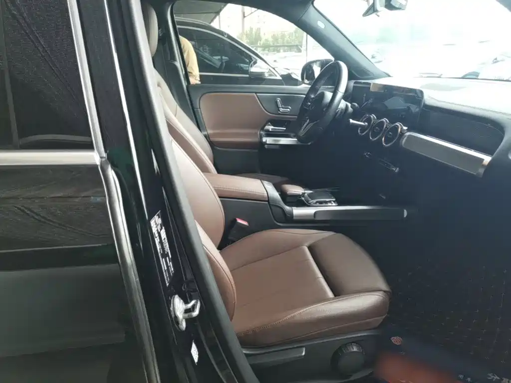 Mercedes-Benz GLB 2020 — фото 25