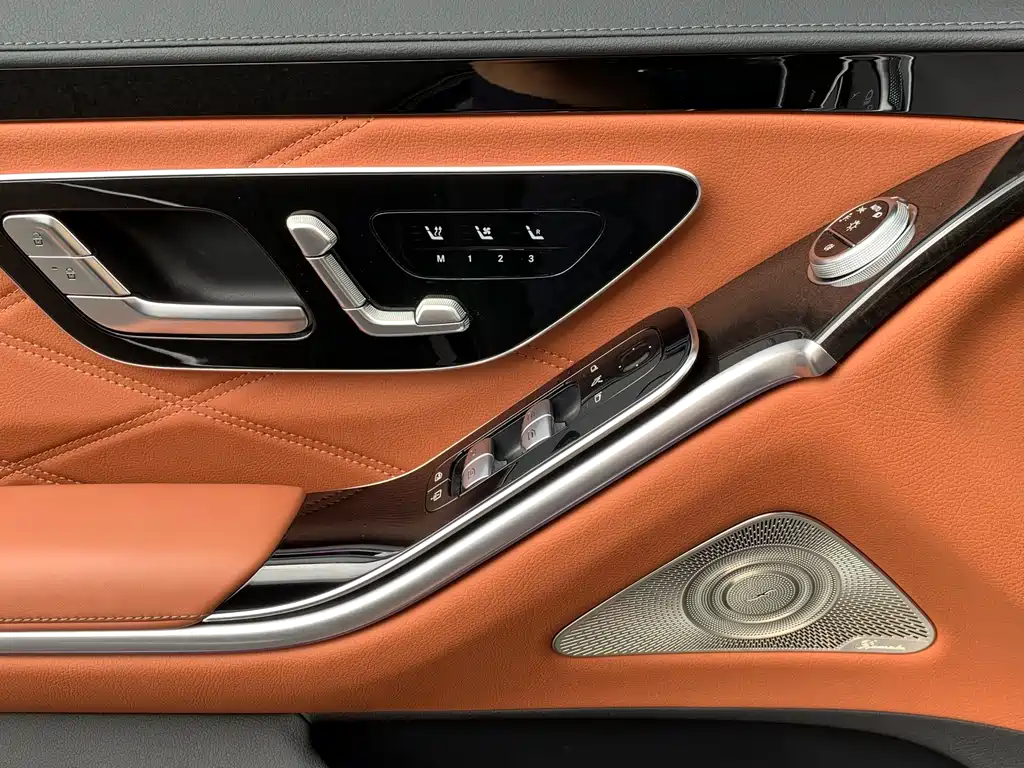 Mercedes-Benz Maybach S-Class 2025 — фото 22