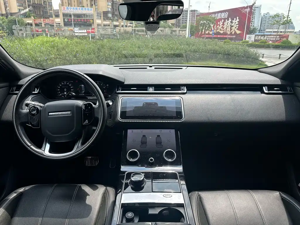 Land Rover Range Rover Velar 2020 — фото 11