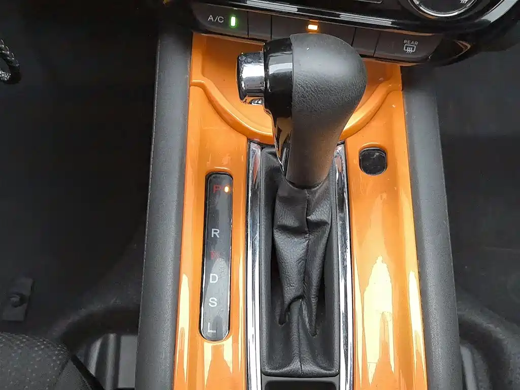 Honda Vezel 2017 — фото 13