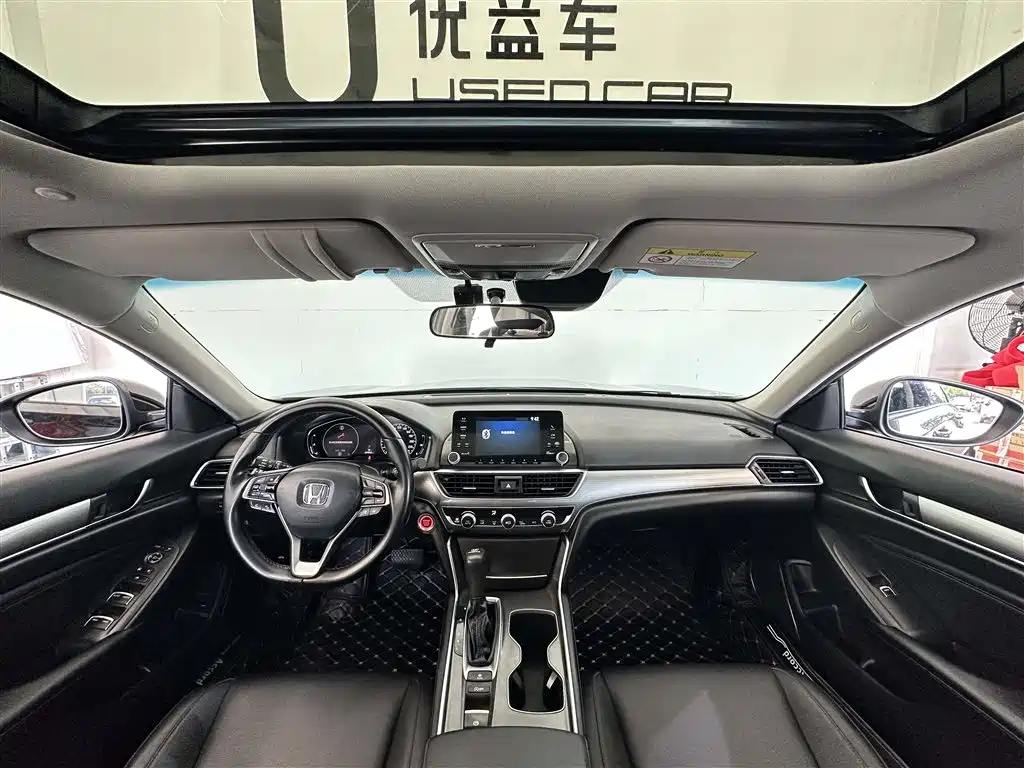Honda Accord 2020 — фото 6