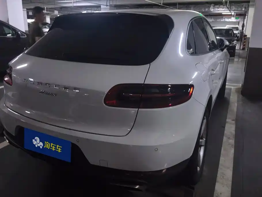 Porsche Macan 2015