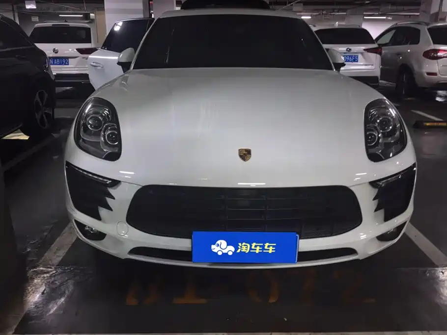 Porsche Macan 2015