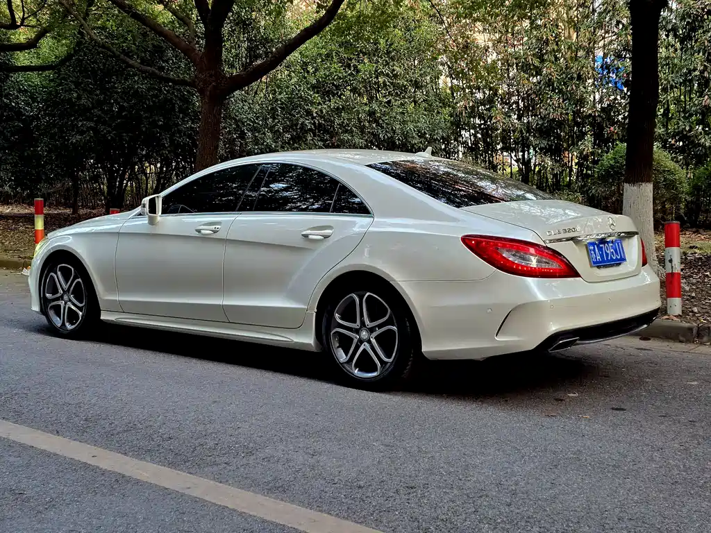 Mercedes-Benz CLS 2015 — фото 4