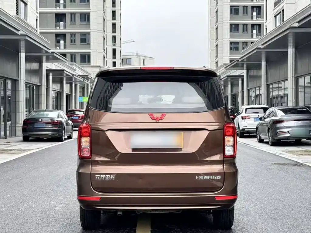 Wuling Hongguang 2019 — фото 9