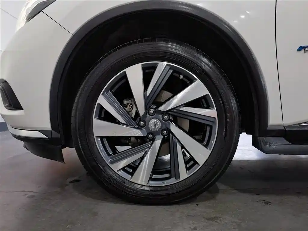 Nissan Murano 2017 — фото 17