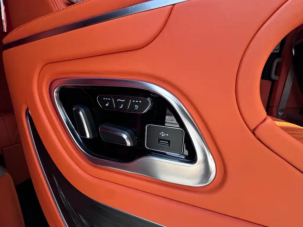 Ford Tourneo 2023 — фото 16