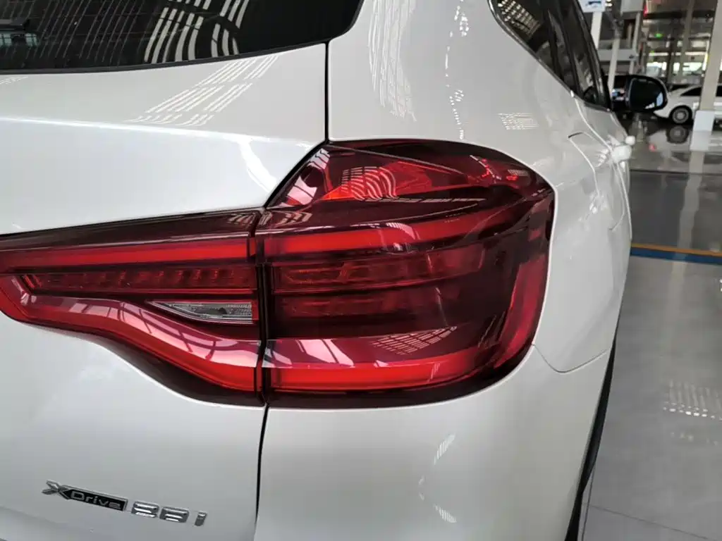 BMW X3 2021 — фото 8