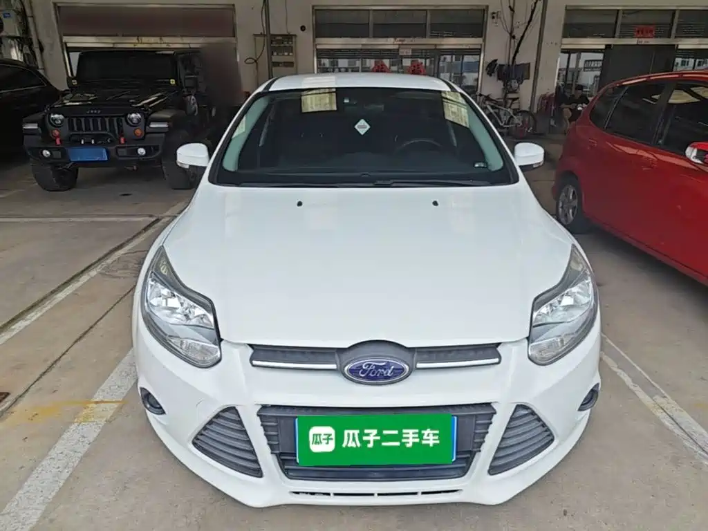Ford Focus 2015 — фото 3