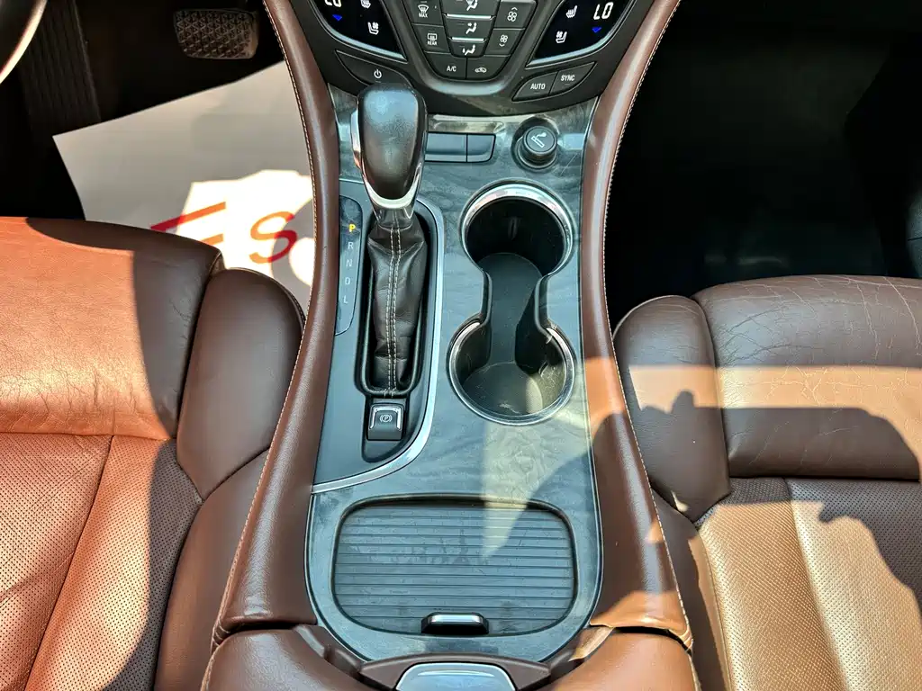 Buick Envision Plus 2015 — фото 15