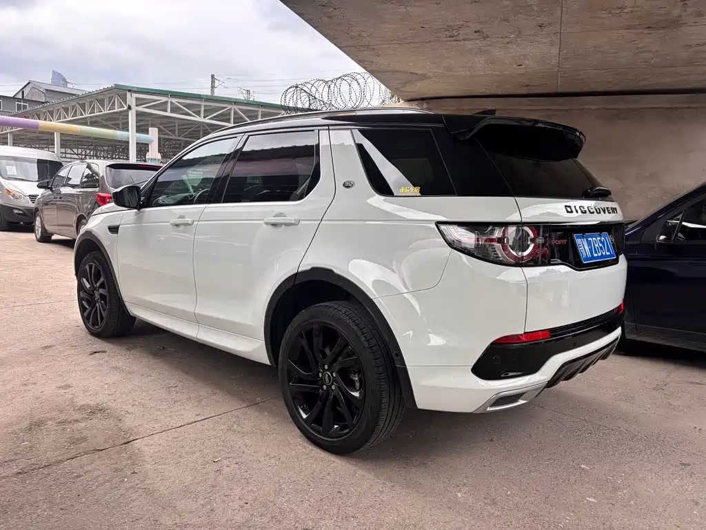 Land Rover Discovery Sport 2019 — фото 10