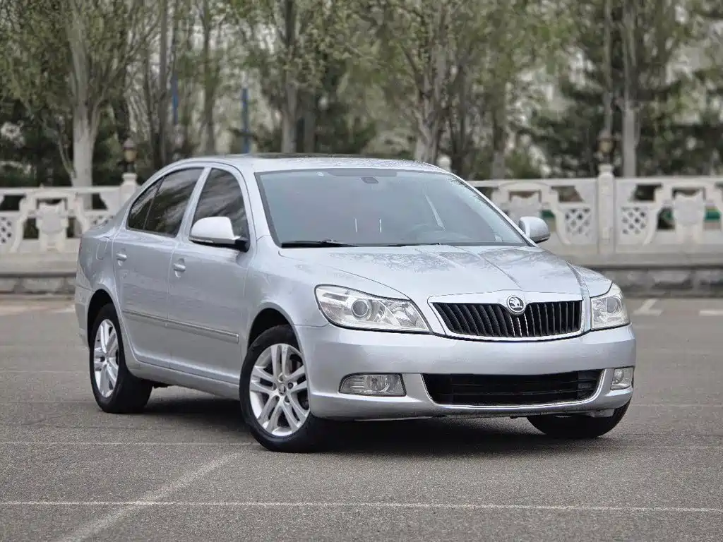 Skoda Octavia 2014 — фото 3