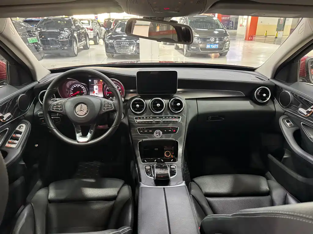 Mercedes-Benz C-Class 2018 — фото 9
