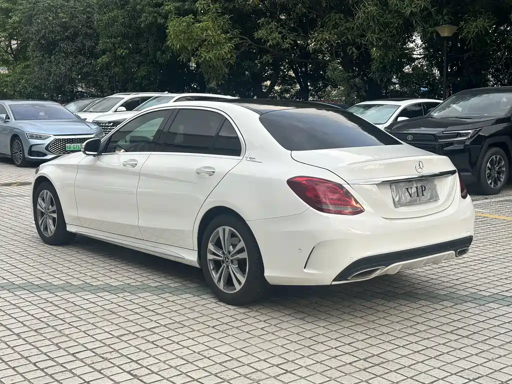 Mercedes-Benz C-Class 2018 — фото 6