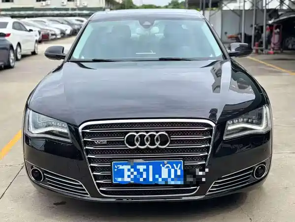 Audi A8 2014