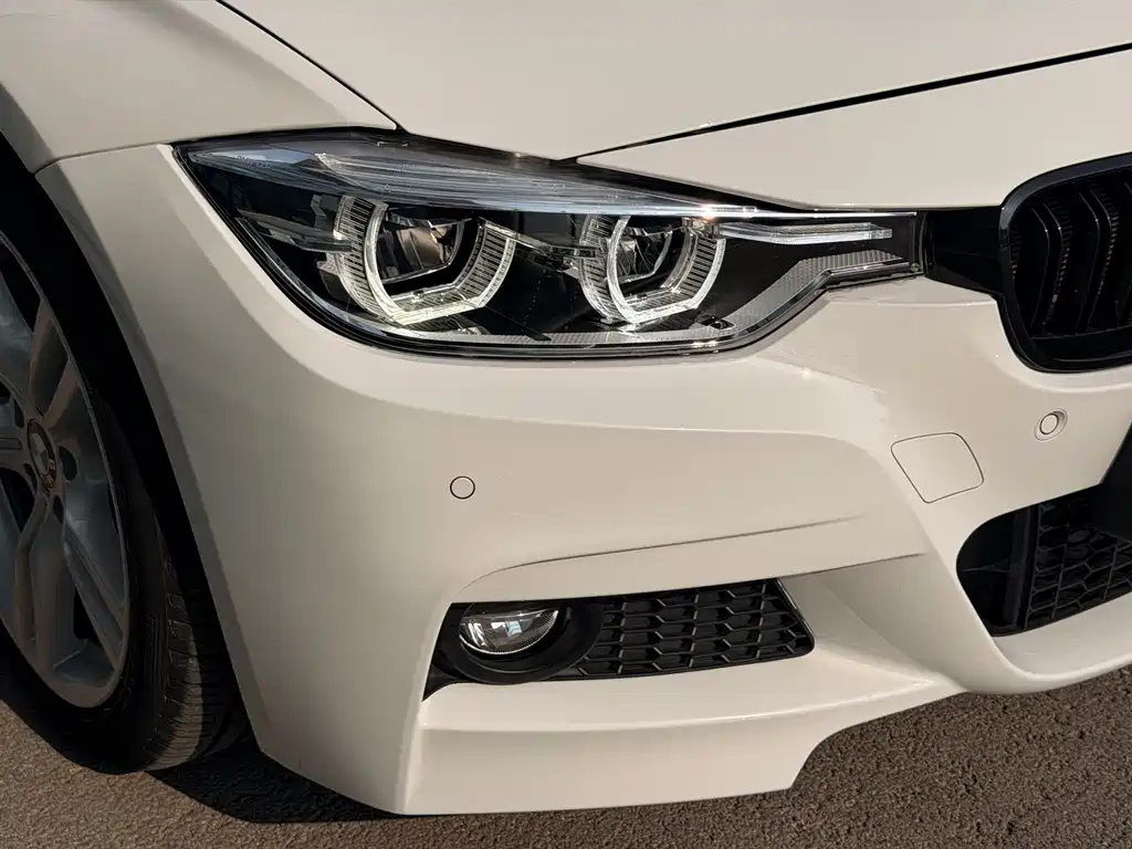 BMW 3 Series 2018