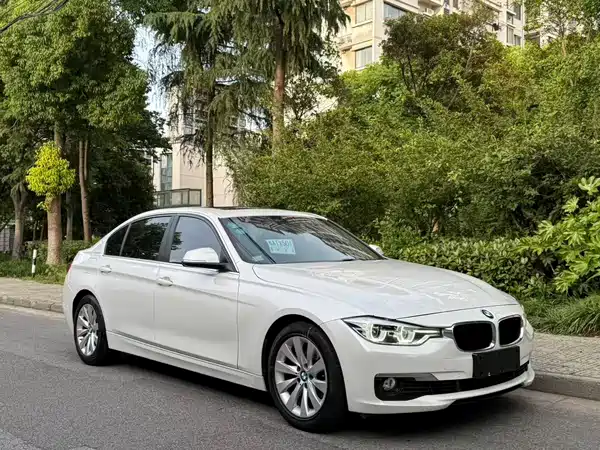 BMW 3 Series 2017