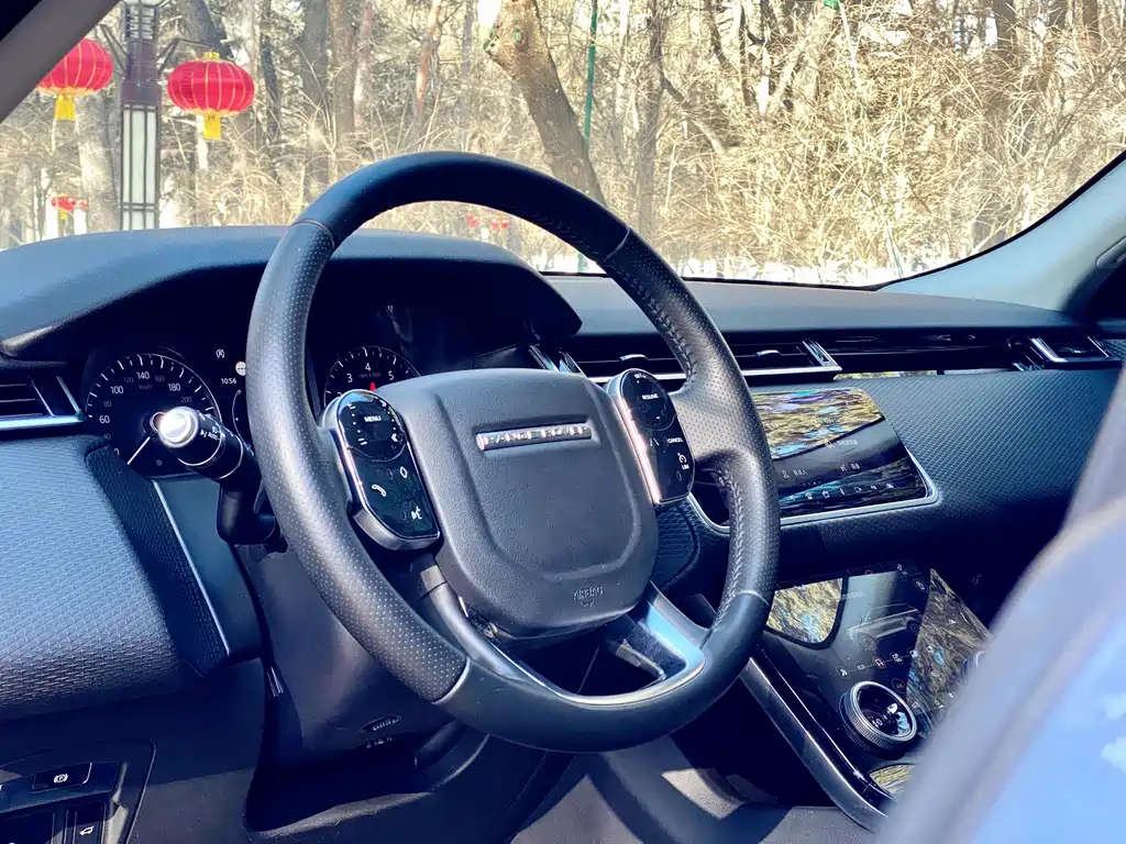 Land Rover Velar 2019 — фото 20