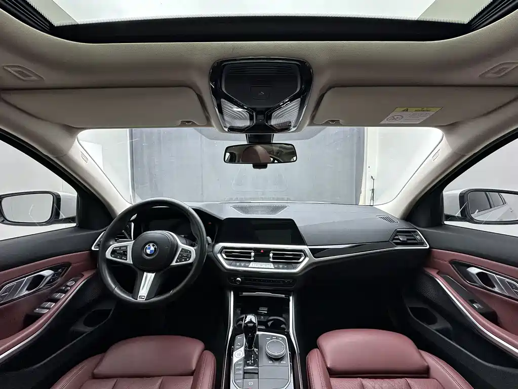 BMW 3 Series 2021 — фото 12