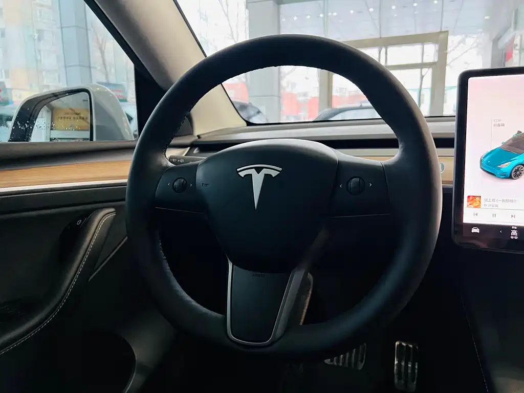 Tesla Model Y 2021 — фото 23