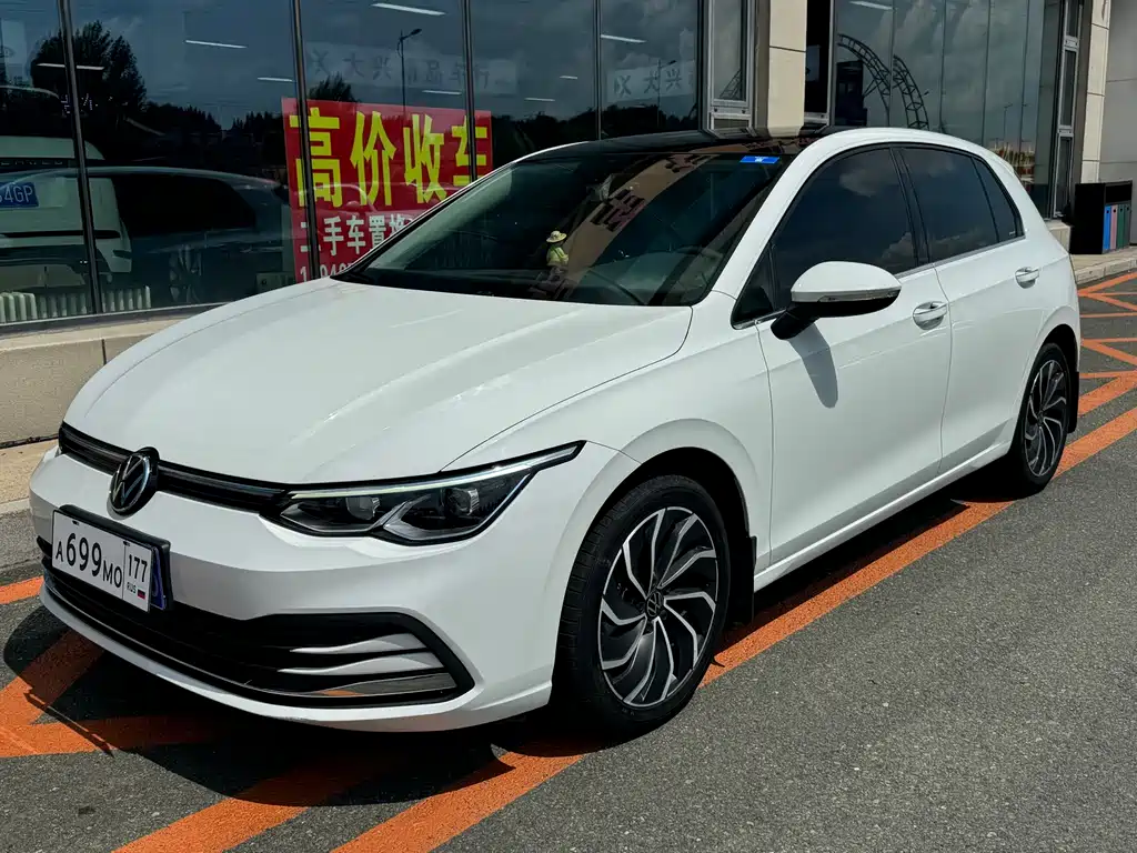 Volkswagen Golf 2022