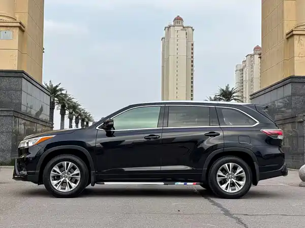 Toyota Highlander 2017