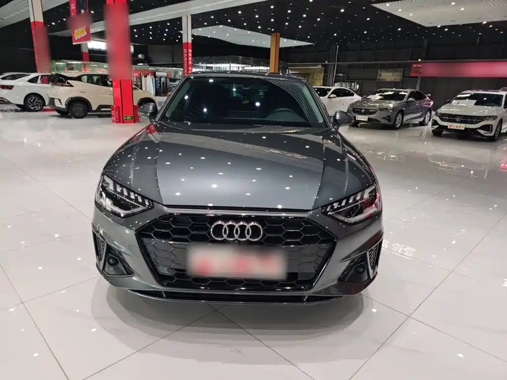 Audi A4L 2023