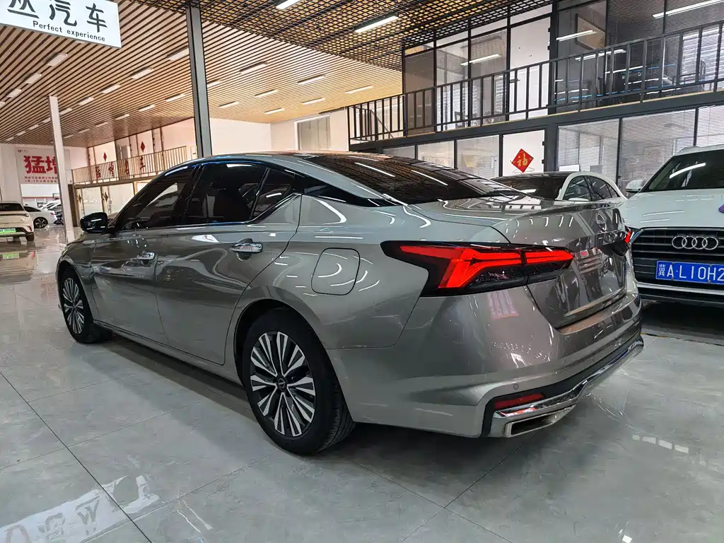Nissan Teana 2023 — фото 9