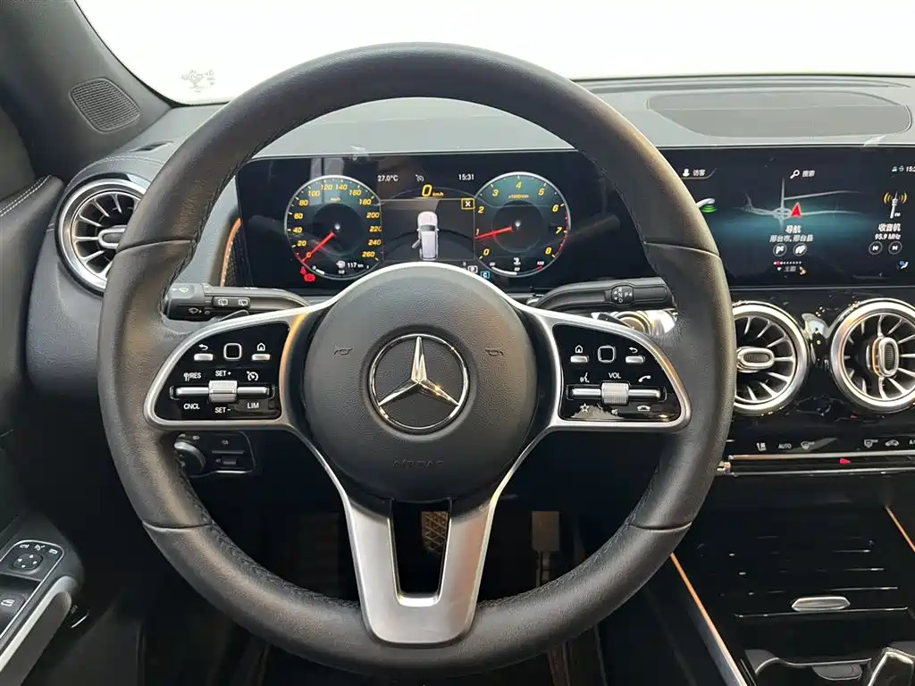 Mercedes-Benz GLB 2021 — фото 11
