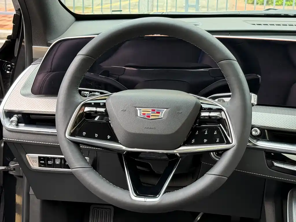 Cadillac XT5 2024 — фото 34