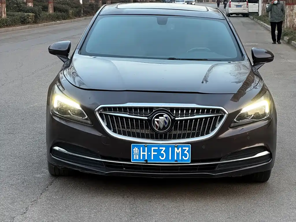 Buick LaCrosse 2018 — фото 3