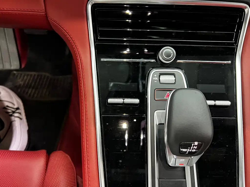 Porsche Panamera 2021 — фото 13