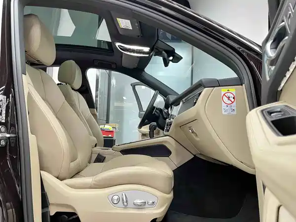 Porsche Macan 2022