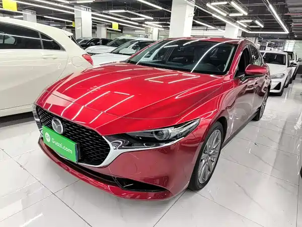 Mazda 3 Axela 2023