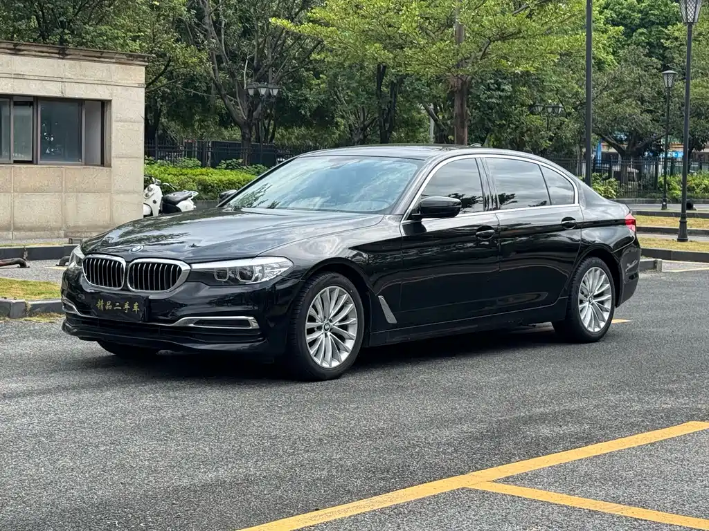 BMW 5 Series 2020