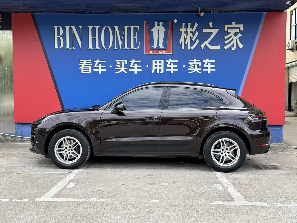 Porsche Macan 2020 — фото 40