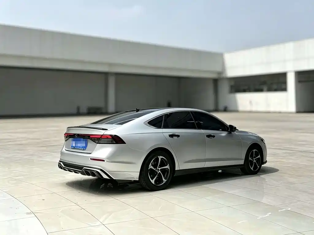 Honda Accord 2024 — фото 9