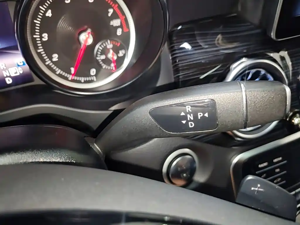 Mercedes-Benz GLA 2018 — фото 14