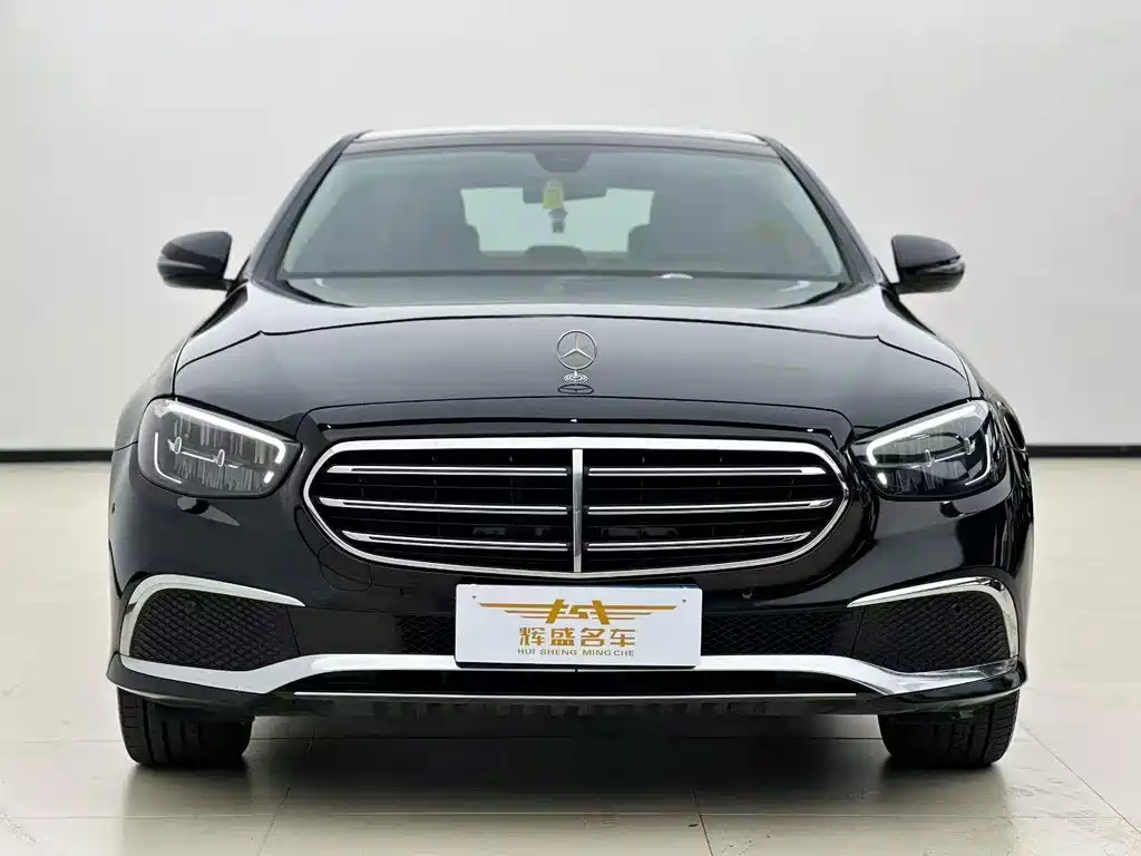Mercedes-Benz E-Class 2022