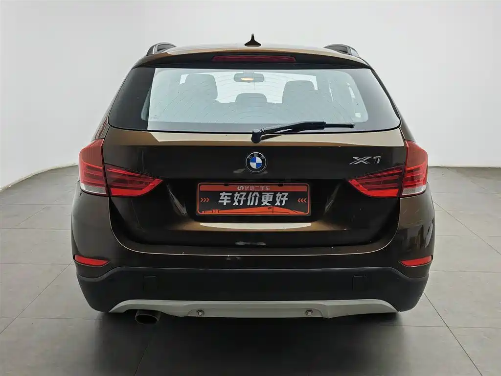 BMW X1 2014 — фото 4
