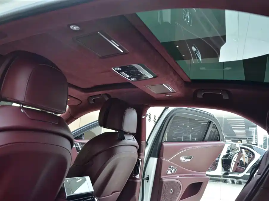 Bentley Flying Spur 2021 — фото 15