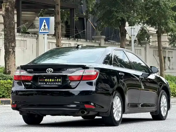 Toyota Camry 2016
