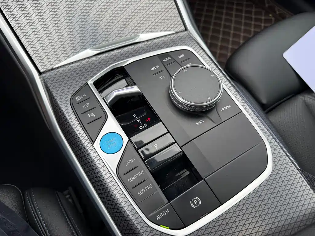 BMW i3 2023 — фото 21