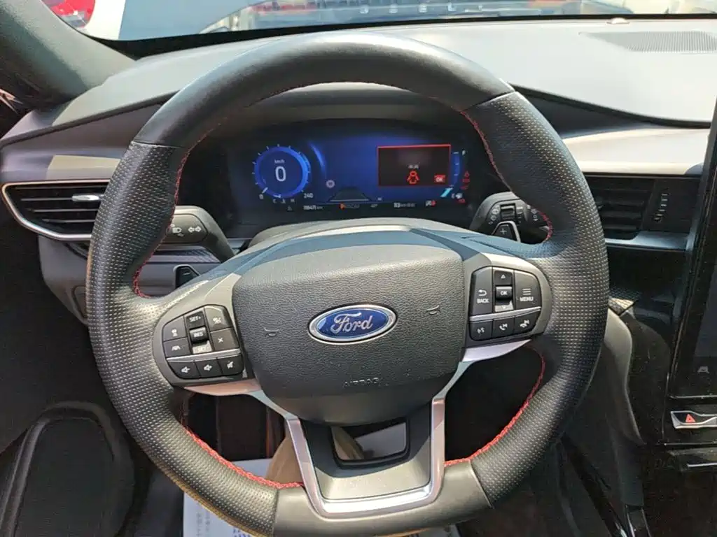 Ford Explorer 2021 — фото 11